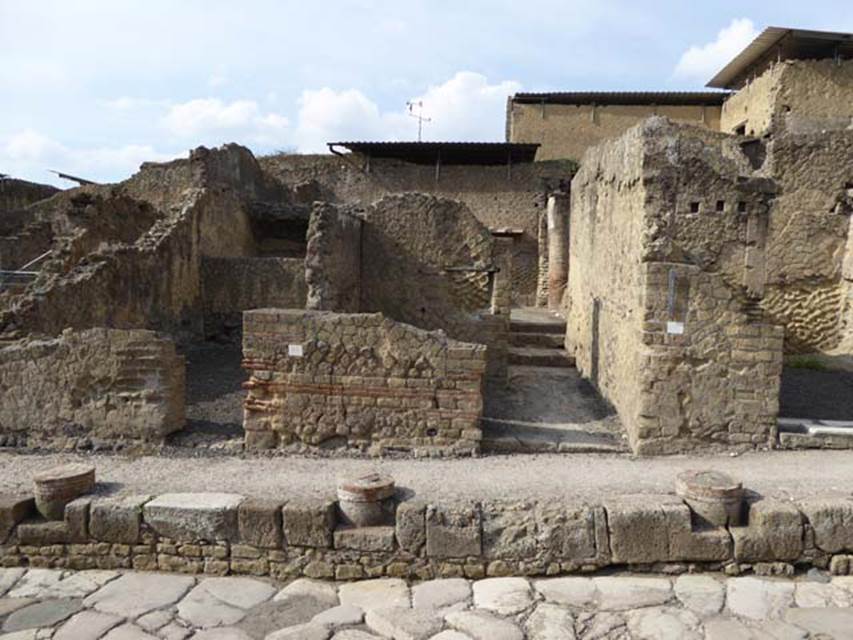 Herculaneum V.24
